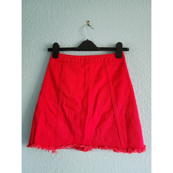 Sunset + Spring | Distressed Denim Mini Skirt - Picture 5 of 7